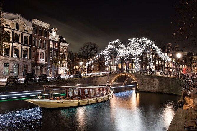 amsterdam-light-festival-canal-cruise-luxury-boat-all-in-option