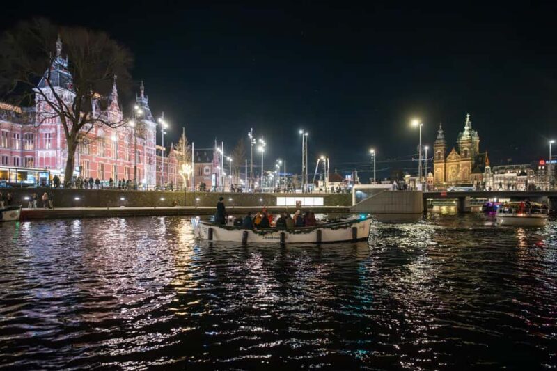 Amsterdam: Light Festival Open Boat Cruise - Who Should Consider This Tour?