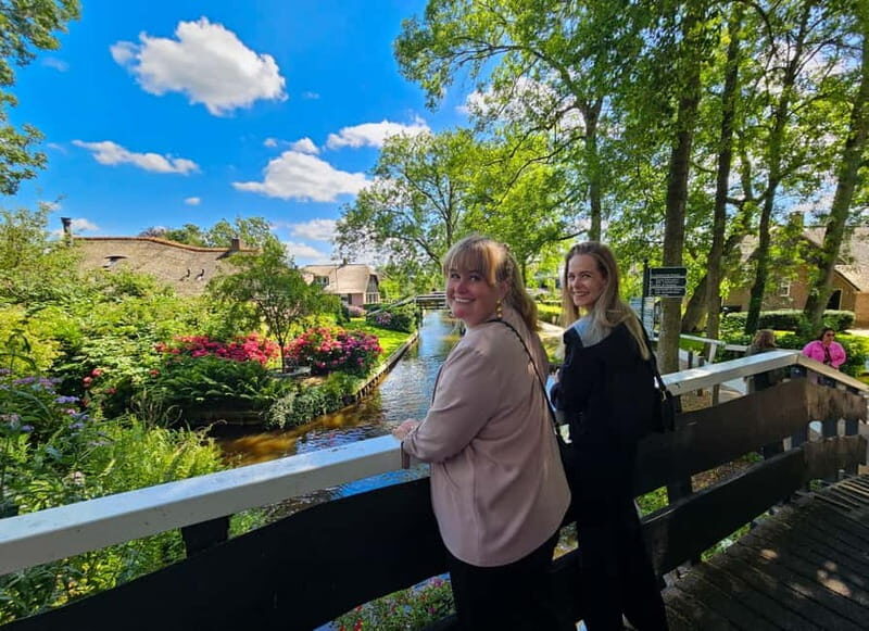 Amsterdam: Live GuideD Giethoorn Boat Tour & Cheese Platter - The Full Experience: What to Expect from Start to Finish