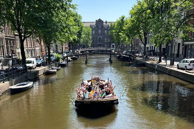 amsterdam-luxury-boutique-boat-tour-with-unlimited-beer-and-wine