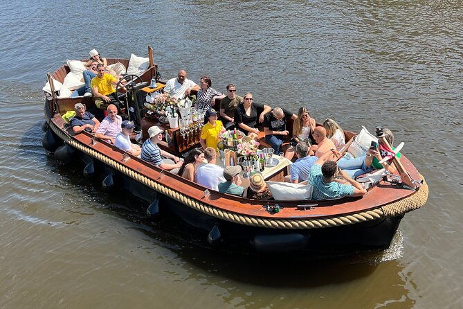 amsterdam-luxury-boutique-boat-tour-with-unlimited-beer-and-wine