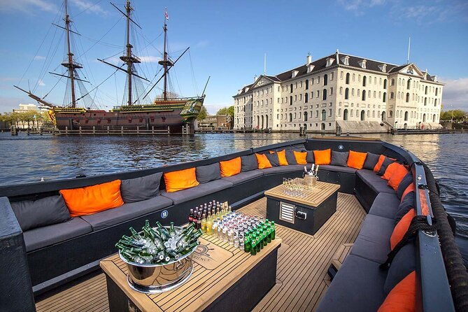 amsterdam-luxury-canal-cruise-unlimited-drinks-snacks-option