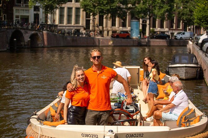 amsterdam-luxury-canal-cruise-with-unlimited-drinks-option