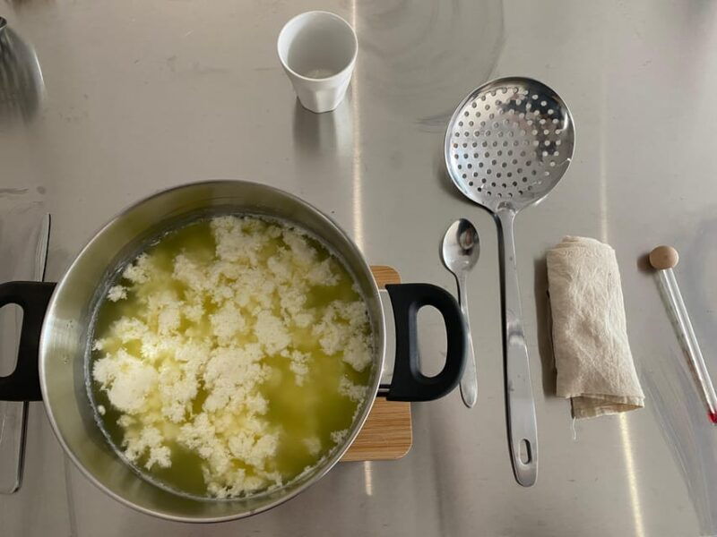 amsterdam-make-your-cheese-next-to-de-hallen