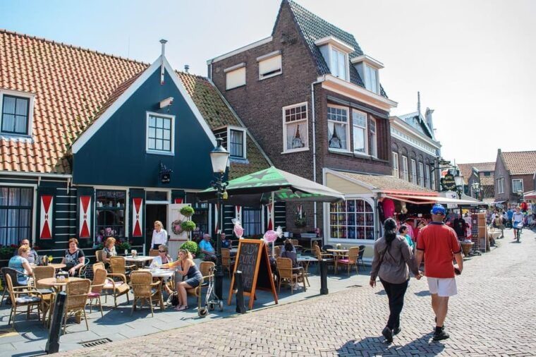 amsterdam-marken-volendam-edam-private-driver-tour