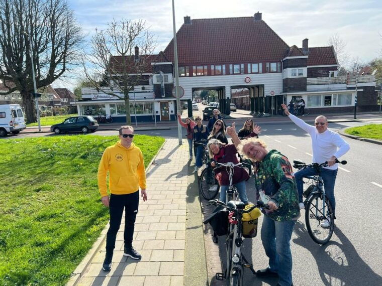 amsterdam-mikes-countryside-bike-tour-windmill-and-cheese