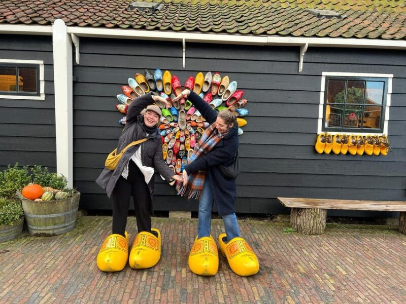 amsterdam-mikes-countryside-e-bike-tour-cheese-clogs