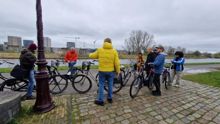 amsterdam-mikes-countryside-e-bike-tour-cheese-clogs