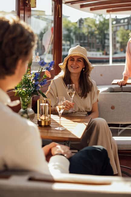 Amsterdam: Moët & Chandon Gourmet Dinner Cruise - Champagne and Drink Options