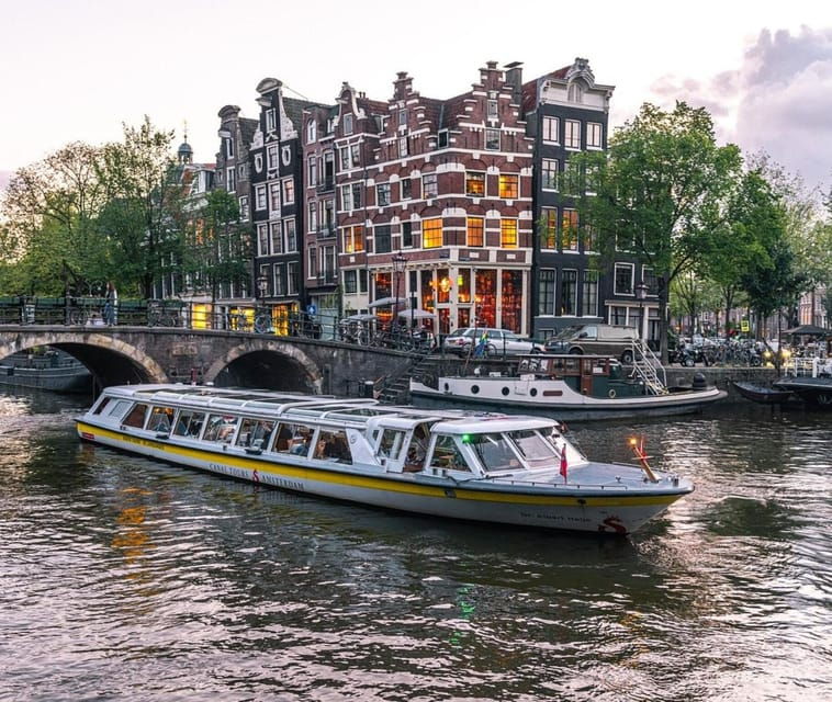 amsterdam-nightlife-ticket-with-champagne-and-cruise