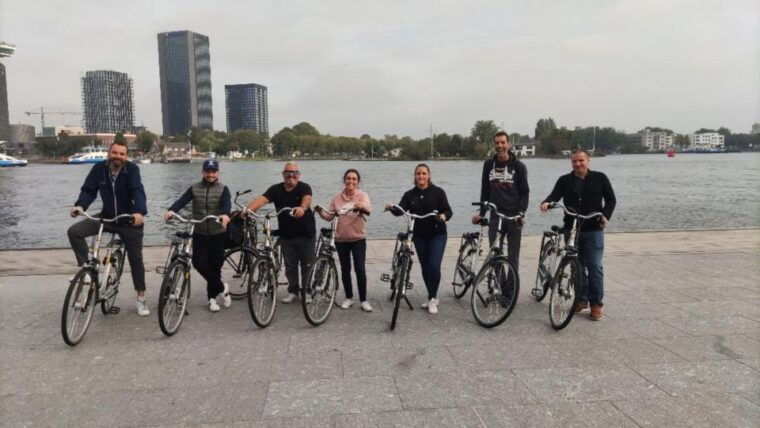 amsterdam-off-the-beaten-path-bike-tour-in-french