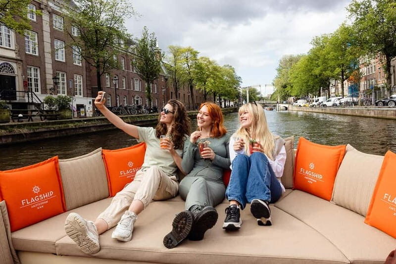 Amsterdam: Open Boat Cruise option Unlimited Drinks & Bite - Key Points
