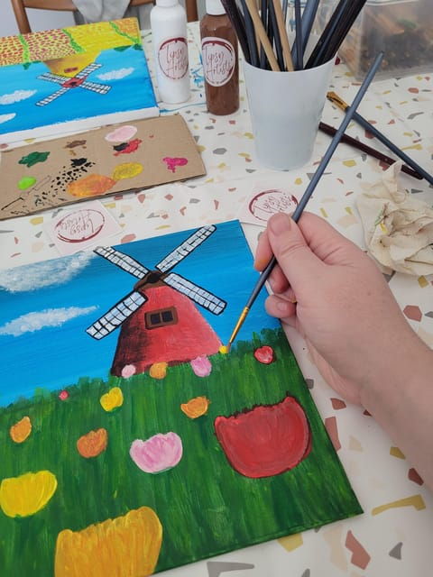 amsterdam-paint-sip-workshop-paint-your-souvenir