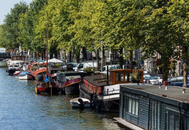 amsterdam-private-alternative-walking-tour