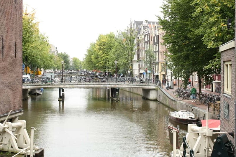 Amsterdam: Private Bike Tour - Authentic Insights From Reviewers
