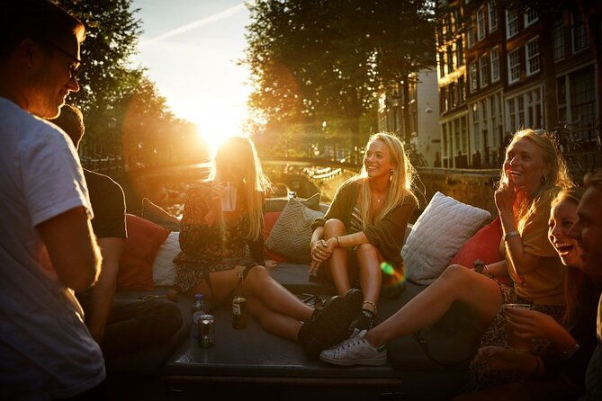 amsterdam-private-boat-trip-with-pizza-and-unlimited-drinks