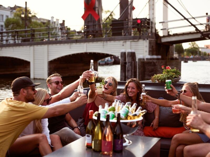 amsterdam-private-cruise-with-drinks-optional-snacks