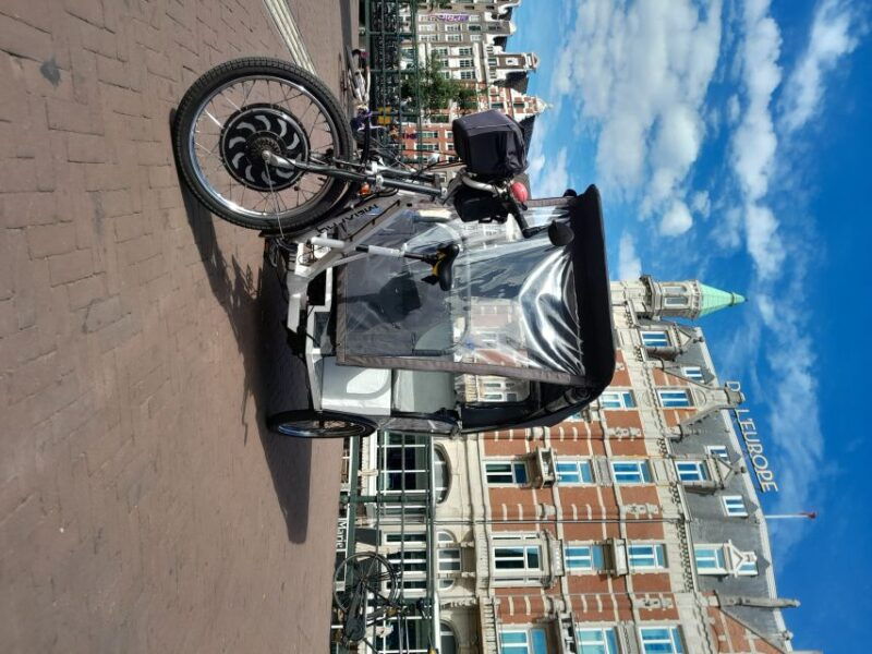 amsterdam-private-guided-city-tour-by-pedicab