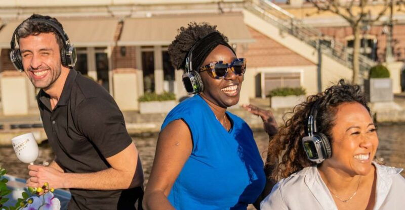 amsterdam-private-luxury-cruise-with-drinks-silent-disco