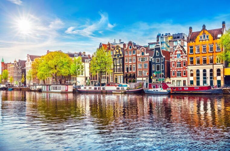 amsterdam-private-prosecco-canal-cruise-tour