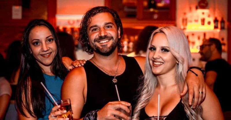 amsterdam-private-pub-crawl-with-vip-club-entry-and-shots