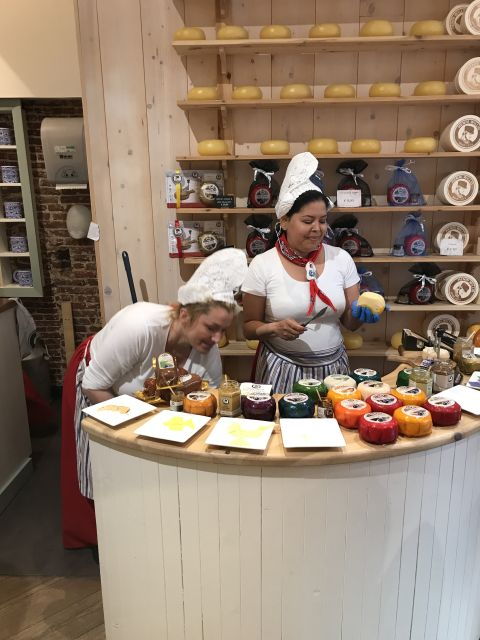 amsterdam-private-red-light-district-and-food-tour