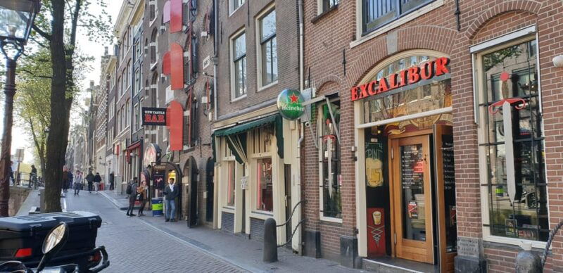 amsterdam-private-red-light-district-tour-in-spanish
