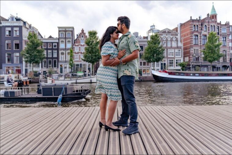 amsterdam-private-solo-family-or-couples-canals-photoshoot