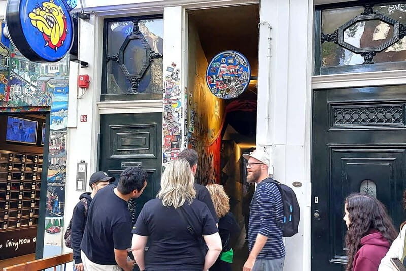 Amsterdam: Private Tour with Local Guide (French or English) - Shopping, History, and Local Life