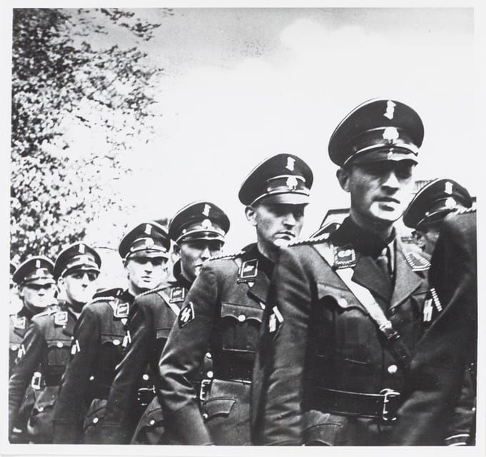 amsterdam-private-world-war-two-history-walking-tour