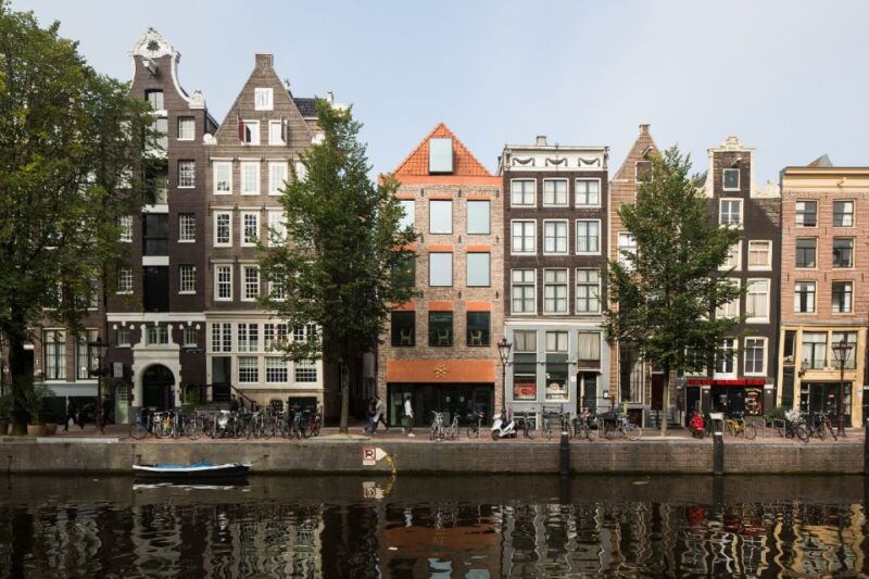 amsterdam-red-light-district-1-hour-smartphone-audio-tour