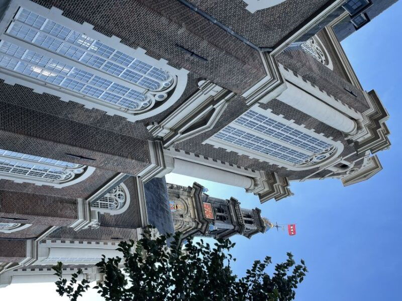 amsterdam-red-light-district-historical-city-center