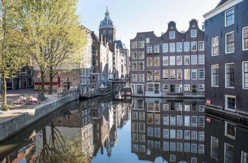 Amsterdam: Red Light District Tour in English or German - Practical Details and What to Keep in Mind