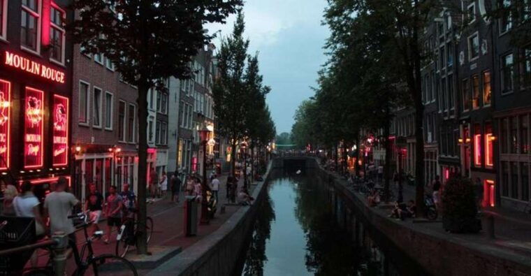 amsterdam-red-light-district-tour