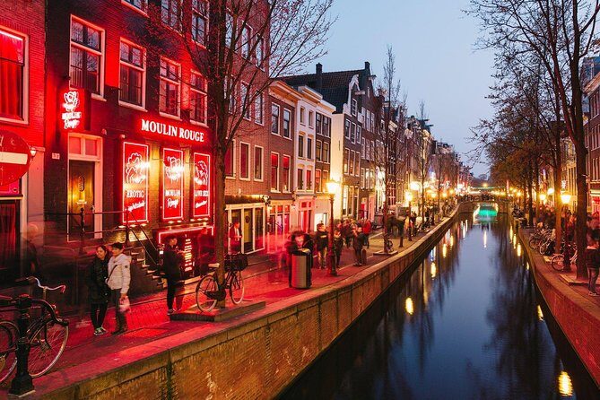 Amsterdam Red Light District Walking Tour in EN/DE/IT - Practical Details & Tips