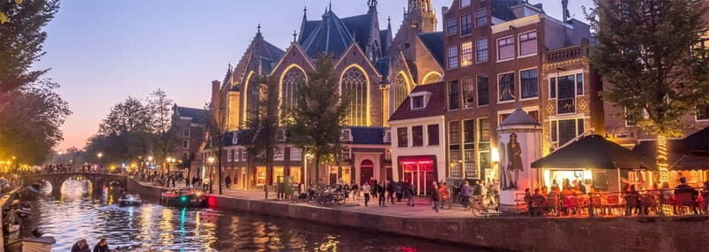 Amsterdam Red Light District Walking Tour in Italian - Key Points