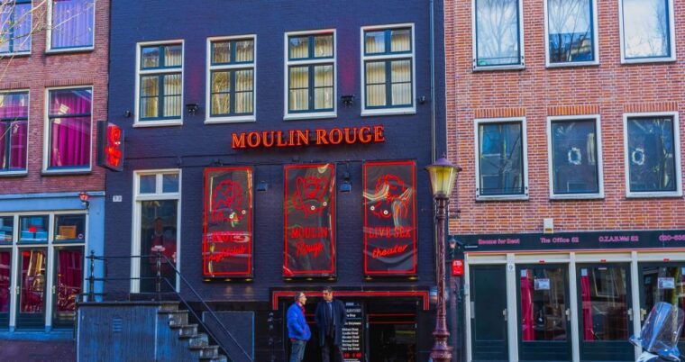 amsterdam-redlight-district-walking-tour-with-digital-guide