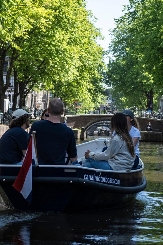 amsterdam-rent-your-own-boat