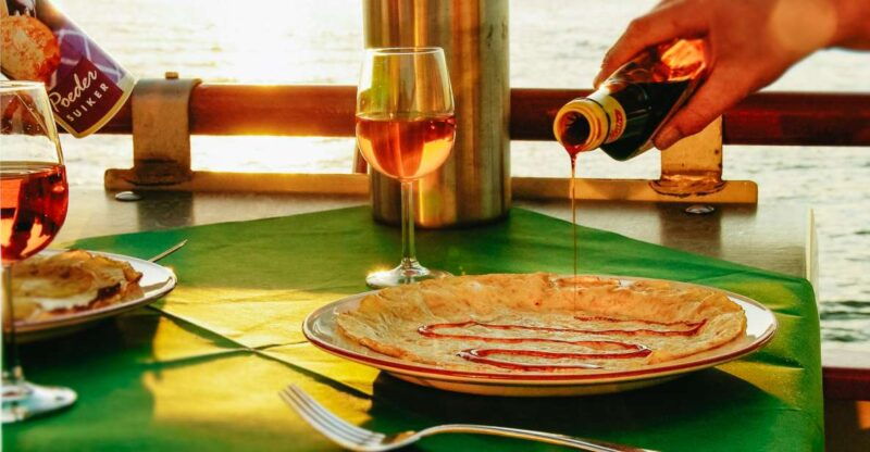 amsterdam-river-cruise-with-all-you-can-eat-dutch-pancakes