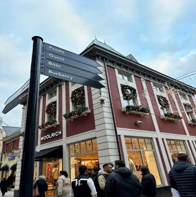 Amsterdam: Roermond Shopping and Utrecht Day Trip - The Transportation & Group Experience