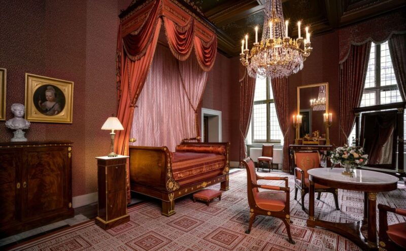amsterdam-royal-palace-entry-ticket-and-audio-guide