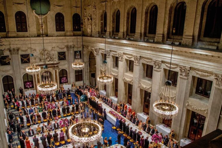 amsterdam-royal-palace-entry-ticket-and-audio-guide