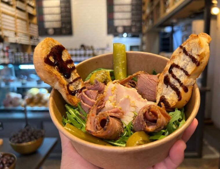 amsterdam-self-guided-food-tour-in-de-pijp-neighbourhood-3