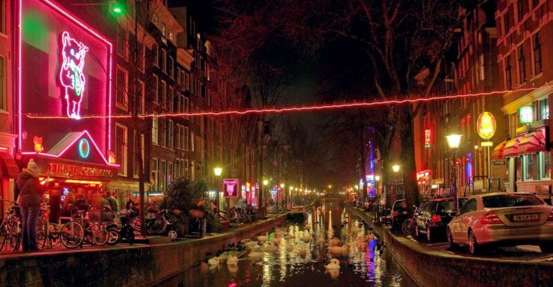 amsterdam-sex-drugs-and-freedom-walking-tour