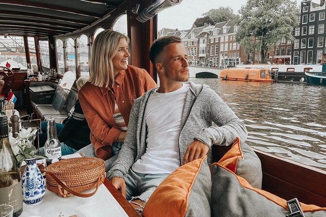 amsterdam-small-group-bike-tour-with-canal-cruise-drinks-cheese