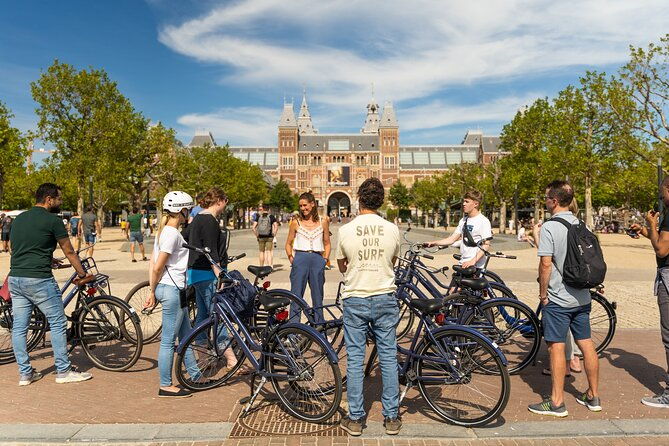 amsterdam-small-group-bike-tour-with-canal-cruise-drinks-cheese