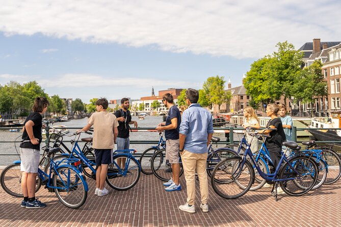 amsterdam-small-group-bike-tour-with-canal-cruise-drinks-cheese