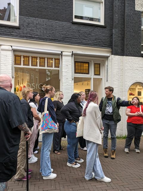 amsterdam-small-group-tour-history-humor-hidden-gems