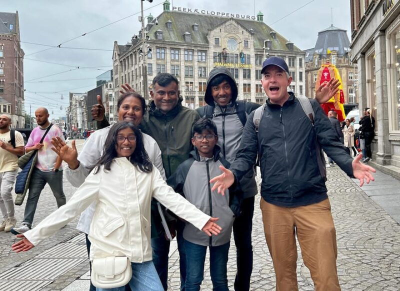 amsterdam-small-group-walking-tour-with-fun-guide
