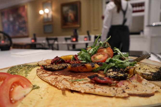 amsterdam-small-group-walking-tour-with-typical-dutch-pancake